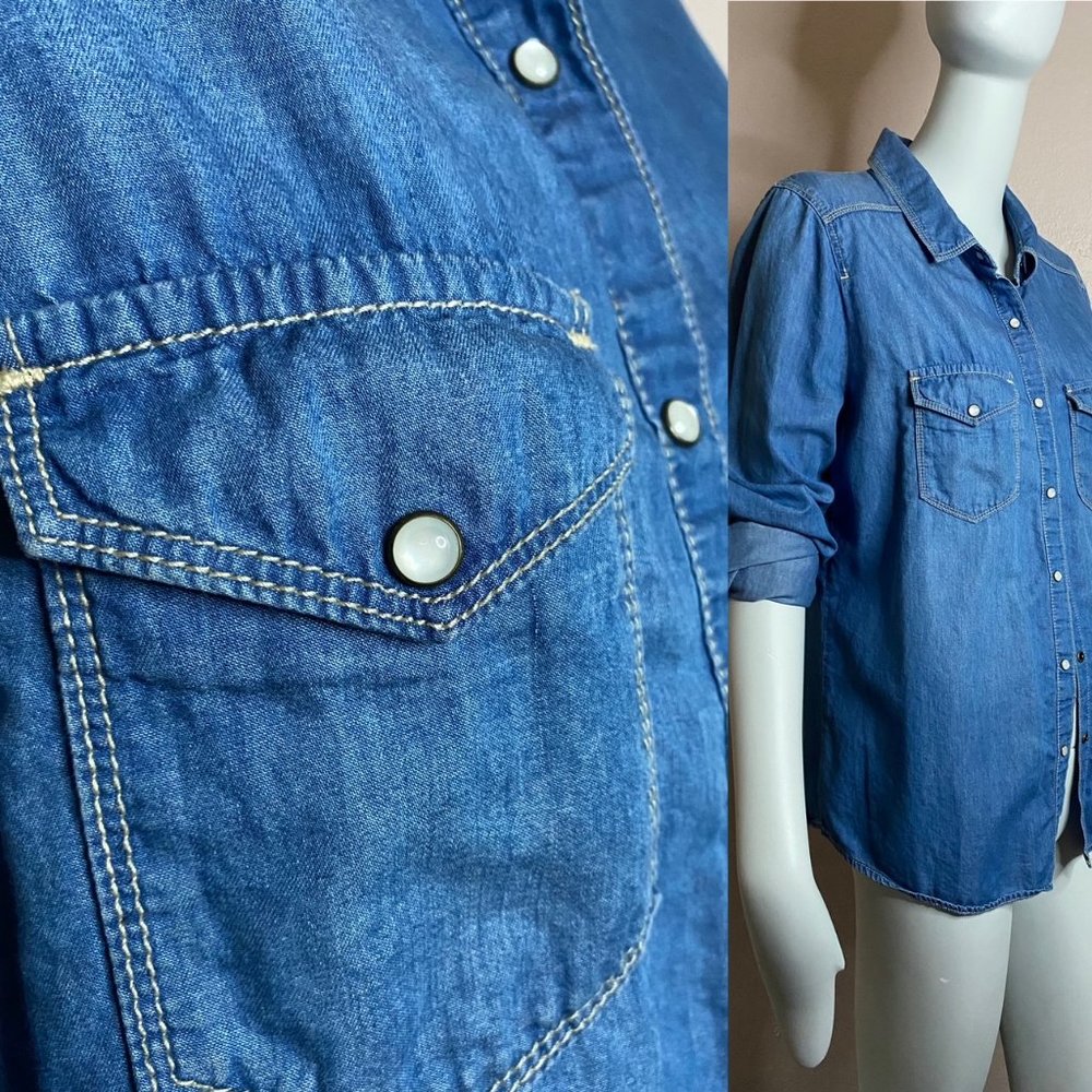 DENIM SHIRT pearl snaps light weight medium wash